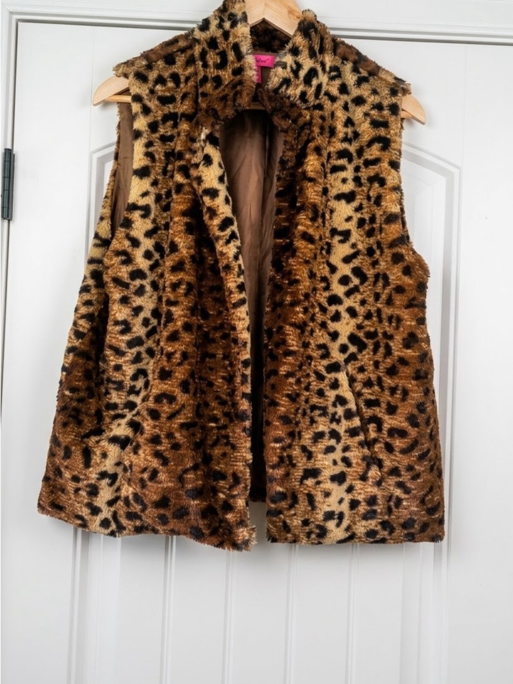 Betsey Johnson Leopard Faux Fur Vest in Tan & Black